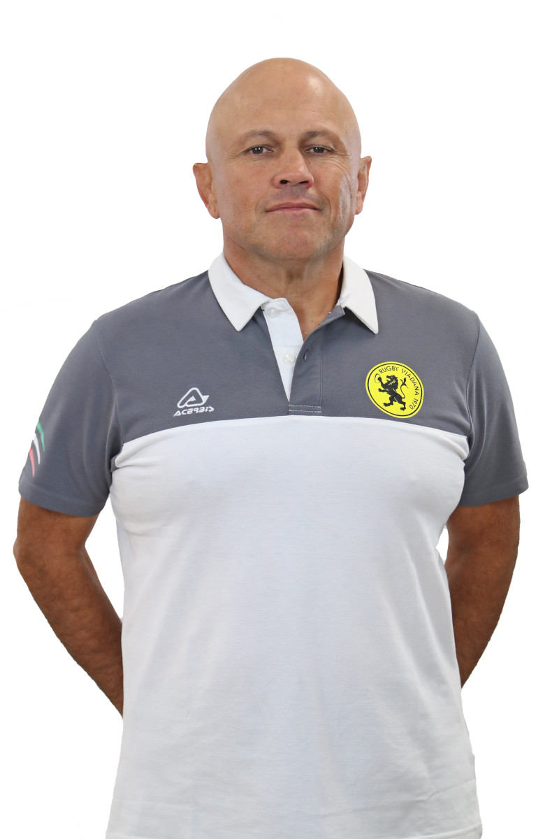 Bernardo Urdaneta, head coach